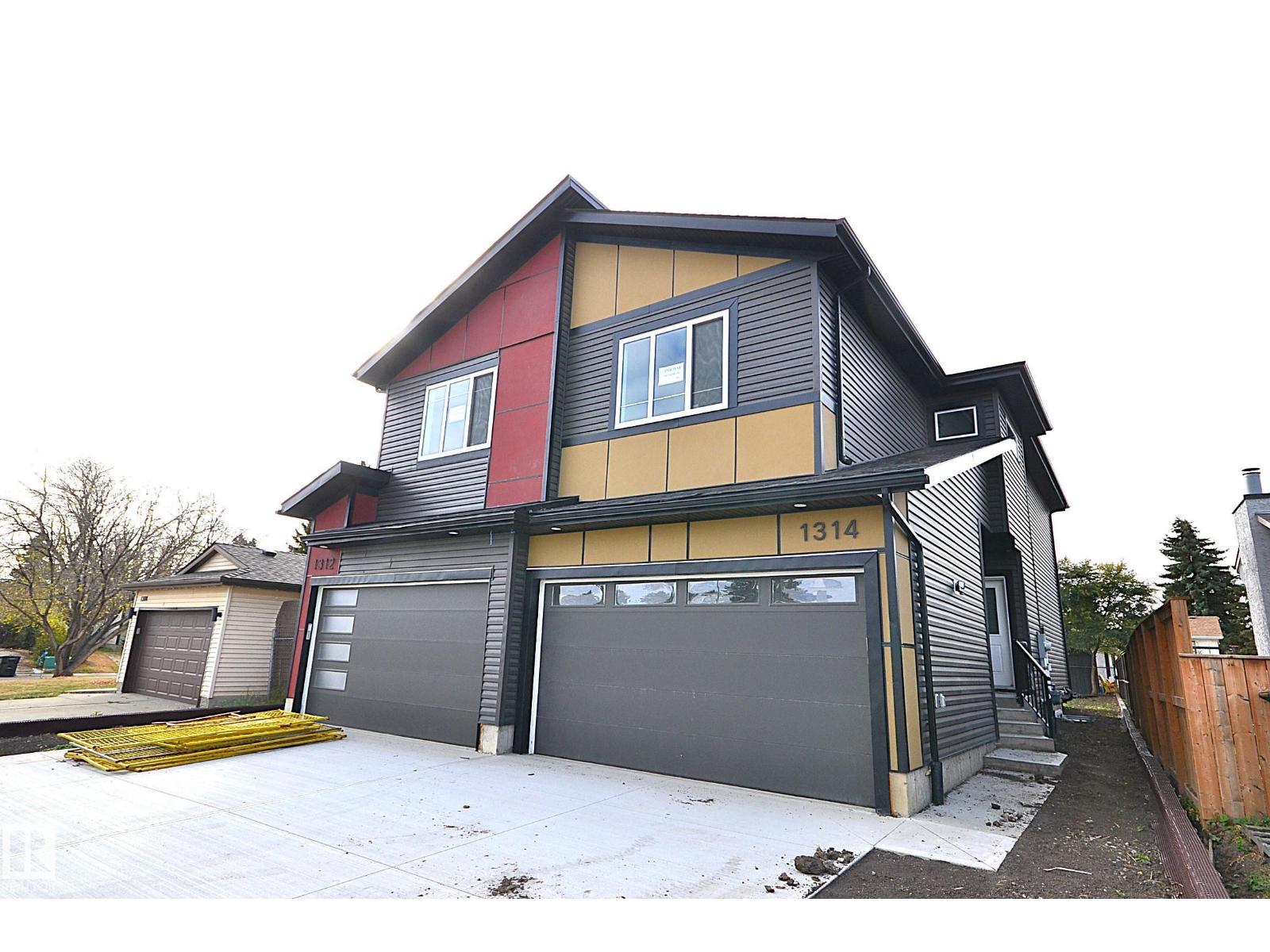 1312 35 St Nw, Edmonton, Alberta  T6L 3E8 - Photo 1 - E4462554