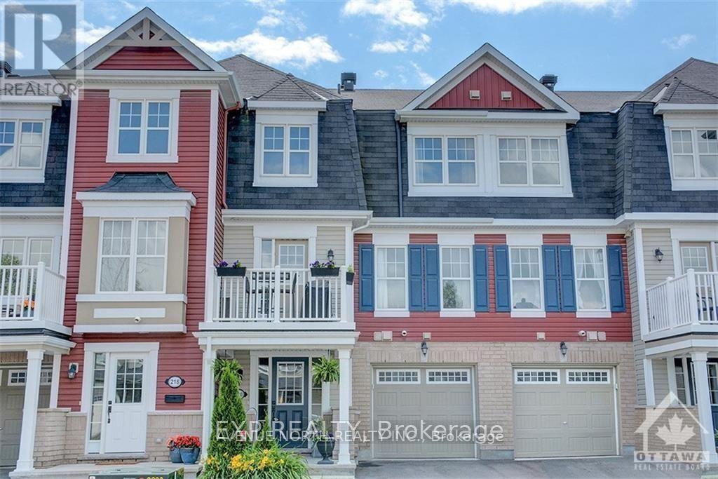 220 CAYMAN ROAD, Ottawa, Ontario