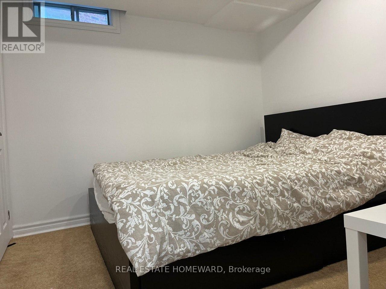 Walk Up - 82 Rush Road, Aurora, Ontario  L4G 7G5 - Photo 4 - N12463036