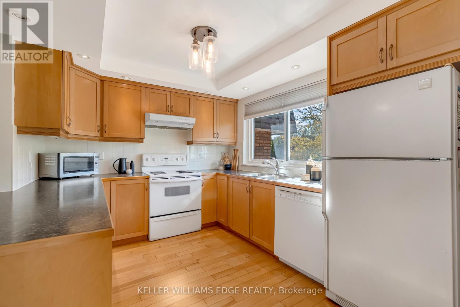 1191 Eighth Line, Oakville, Ontario  L6H 2H2 - Photo 15 - W12468925