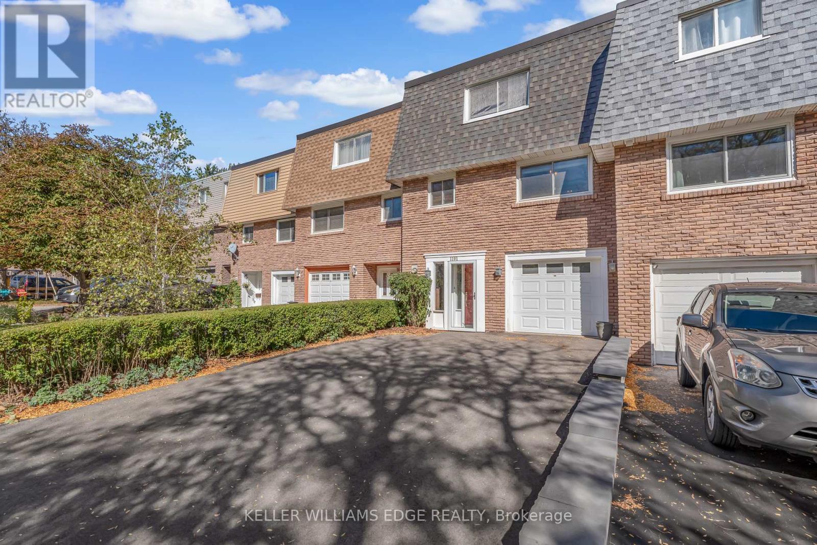 1191 Eighth Line, Oakville, Ontario  L6H 2H2 - Photo 2 - W12468925