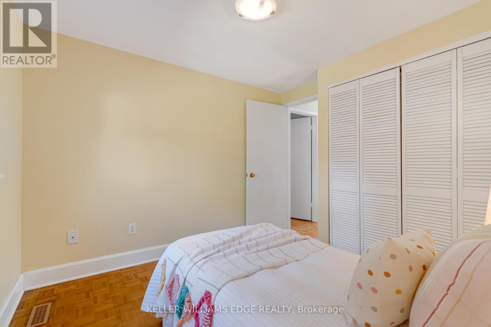 1191 Eighth Line, Oakville, Ontario  L6H 2H2 - Photo 33 - W12468925