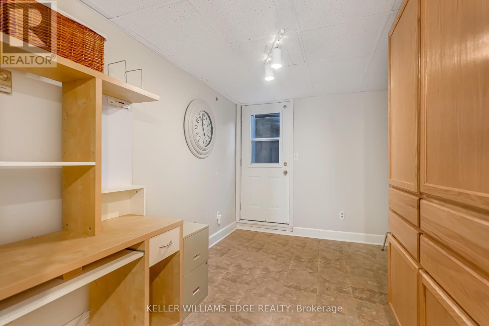 1191 Eighth Line, Oakville, Ontario  L6H 2H2 - Photo 37 - W12468925