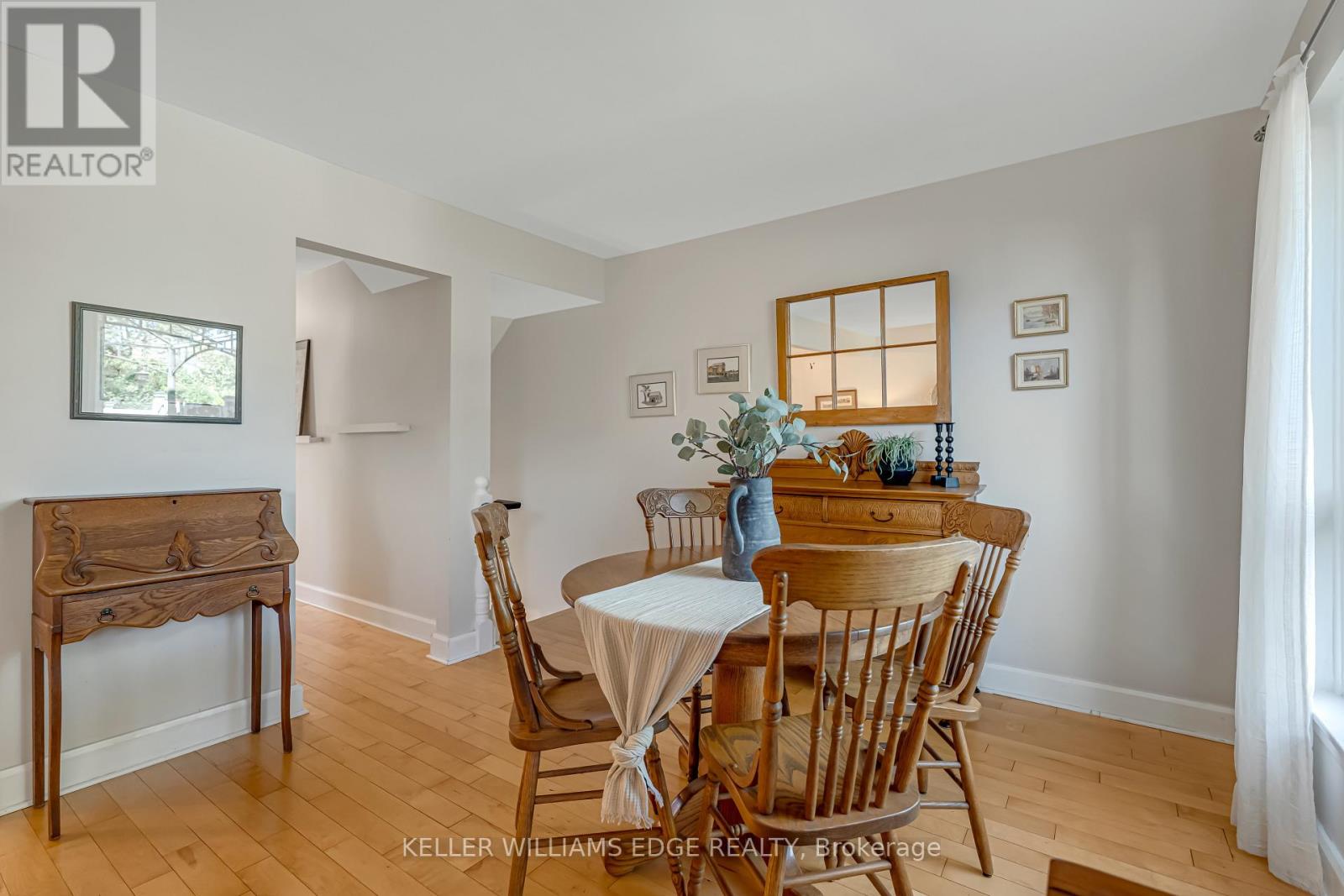 1191 Eighth Line, Oakville, Ontario  L6H 2H2 - Photo 8 - W12468925