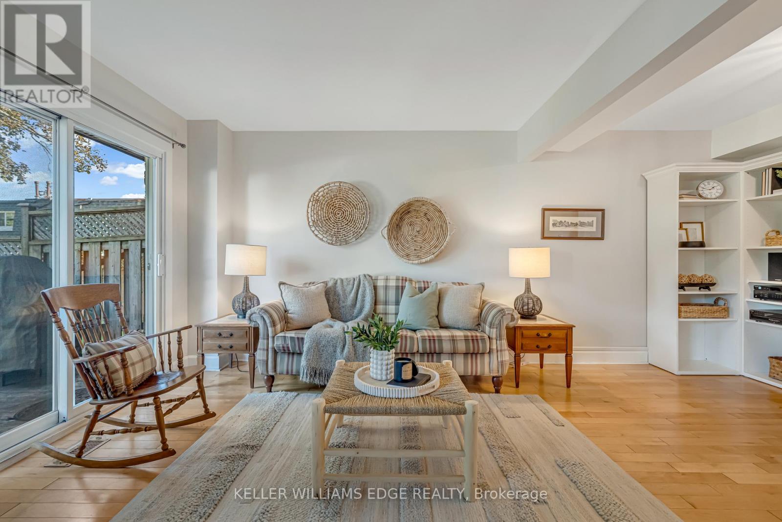 1191 Eighth Line, Oakville, Ontario  L6H 2H2 - Photo 9 - W12468925