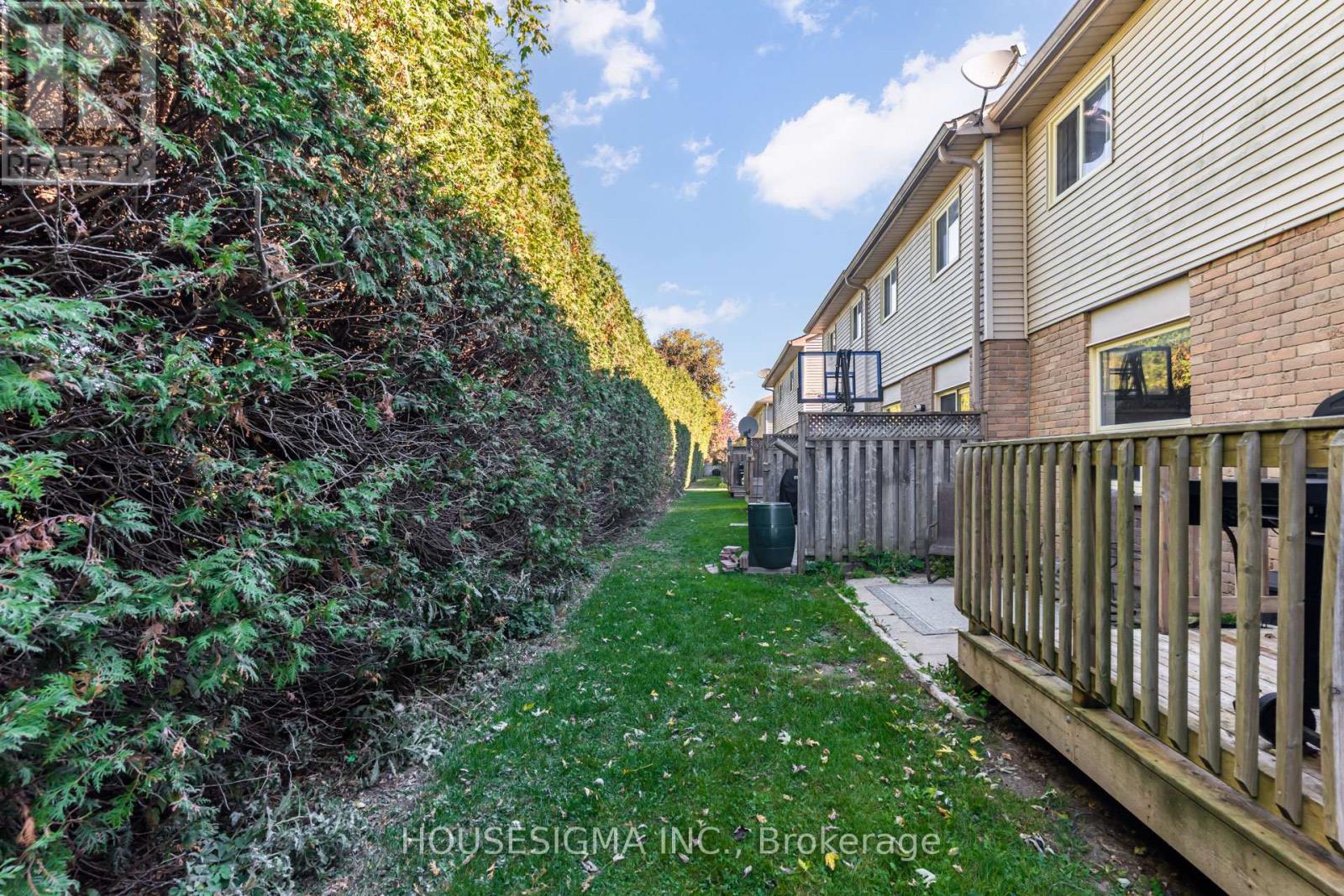 61 - 31 Parkview Drive, Orangeville, Ontario  L9W 4J1 - Photo 22 - W12468928
