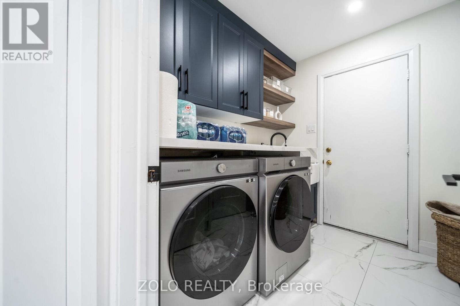 13 Ivan Avenue, Caledon, Ontario  L7C 1G1 - Photo 10 - W12468937