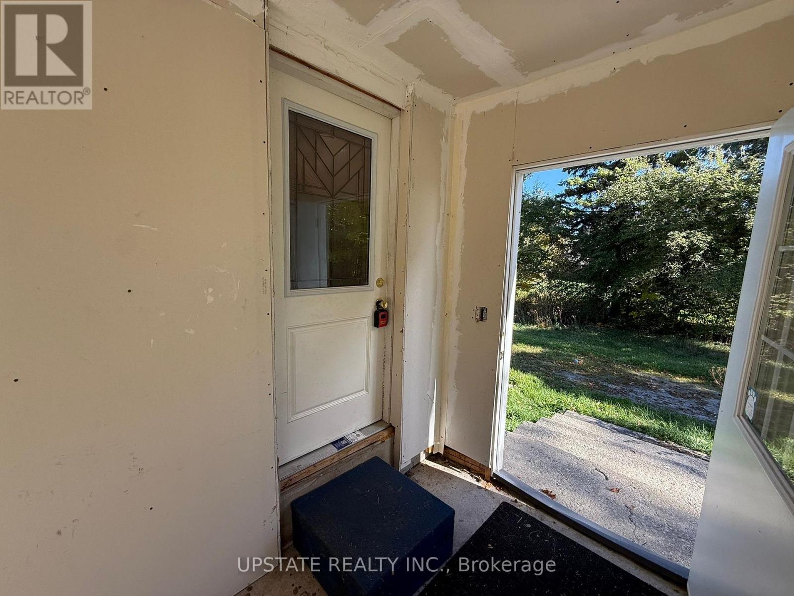 20927 Shaws Creek Road, Caledon, Ontario  L7K 1L8 - Photo 2 - W12468947