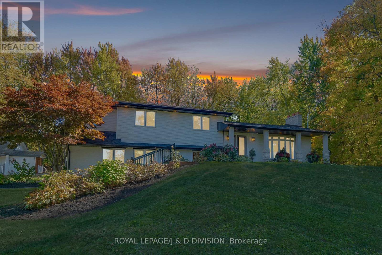 2340 BRITANNIA ROAD, Burlington, Ontario