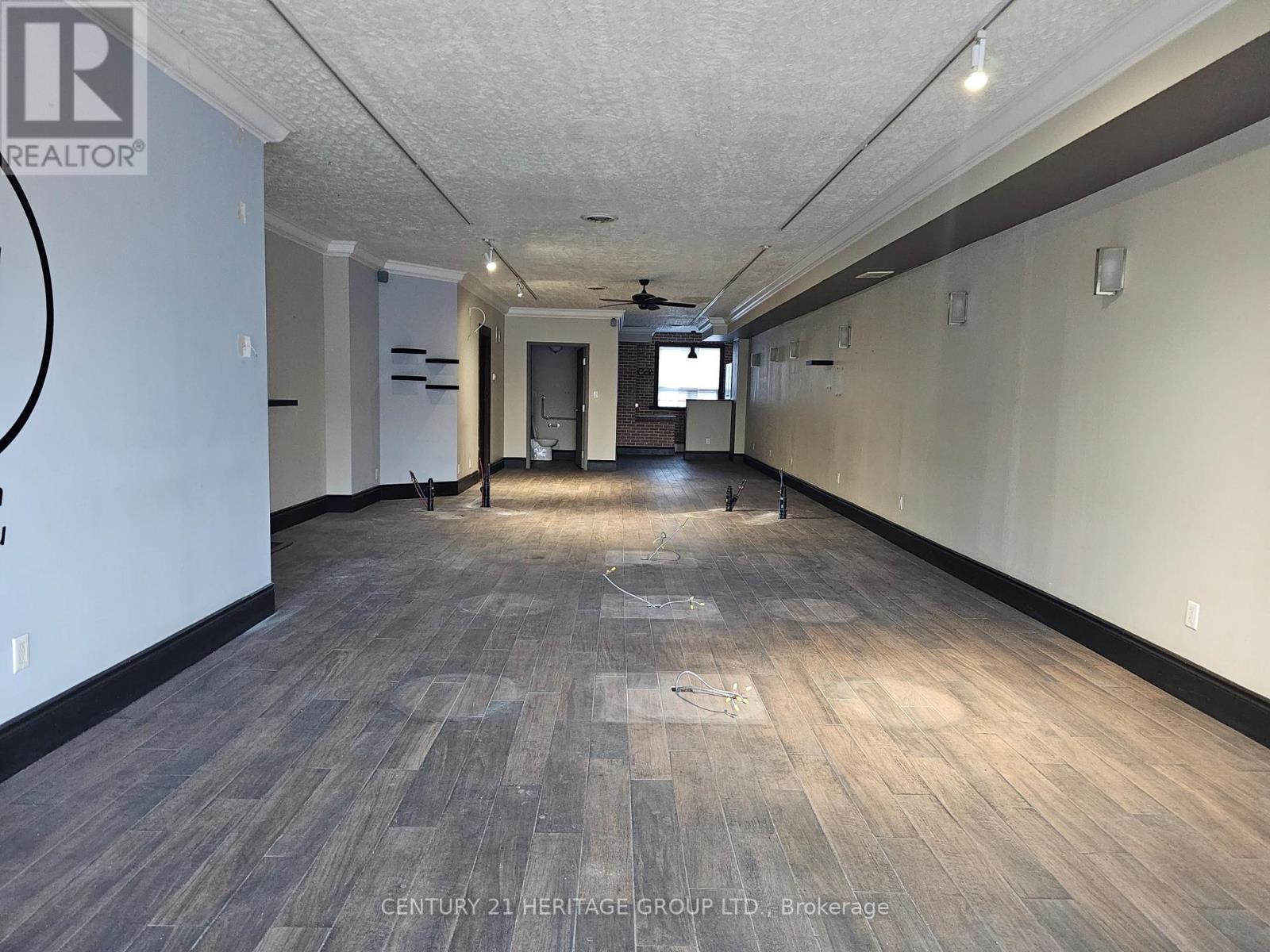 734 Wilson Avenue, Toronto, Ontario  M3K 1E2 - Photo 3 - W12468988