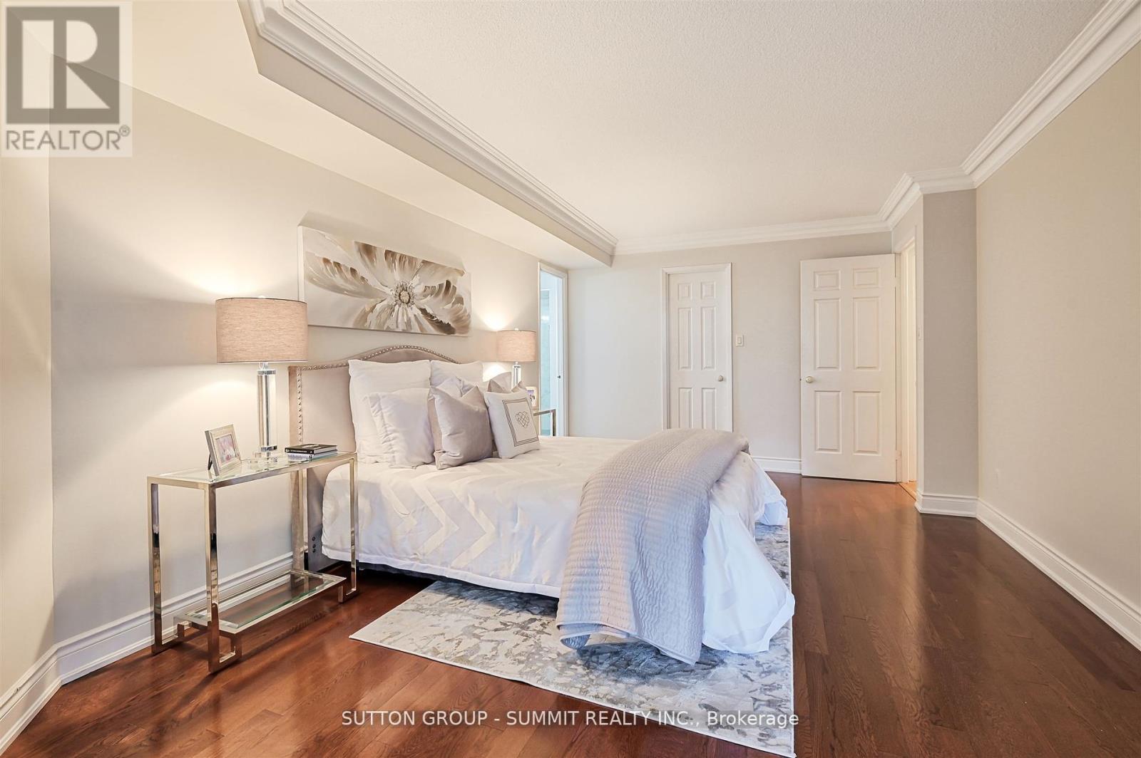209 - 55 Kingsbridge Garden Circle, Mississauga, Ontario  L5R 1Y1 - Photo 23 - W12469000