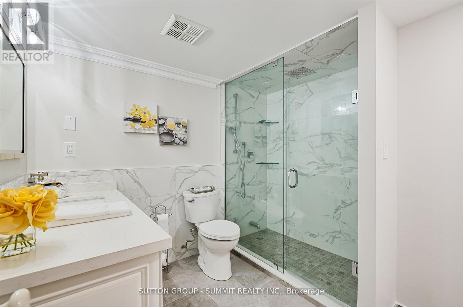 209 - 55 Kingsbridge Garden Circle, Mississauga, Ontario  L5R 1Y1 - Photo 24 - W12469000