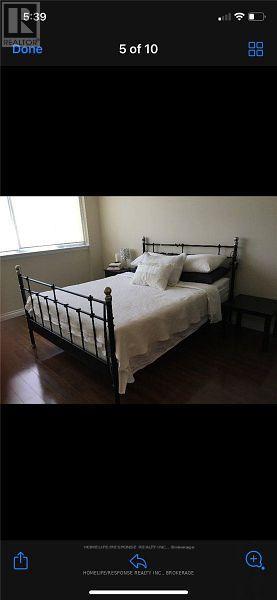 621 - 1001 Cedarglen Gate, Mississauga, Ontario  L5C 4R2 - Photo 9 - W12469016