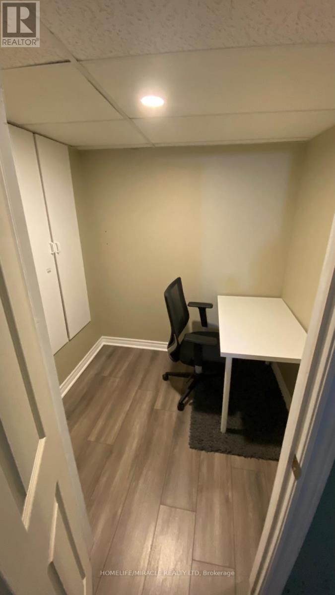 #basement - 9 Fairhill Avenue, Brampton, Ontario  L7A 2A9 - Photo 7 - W12469028
