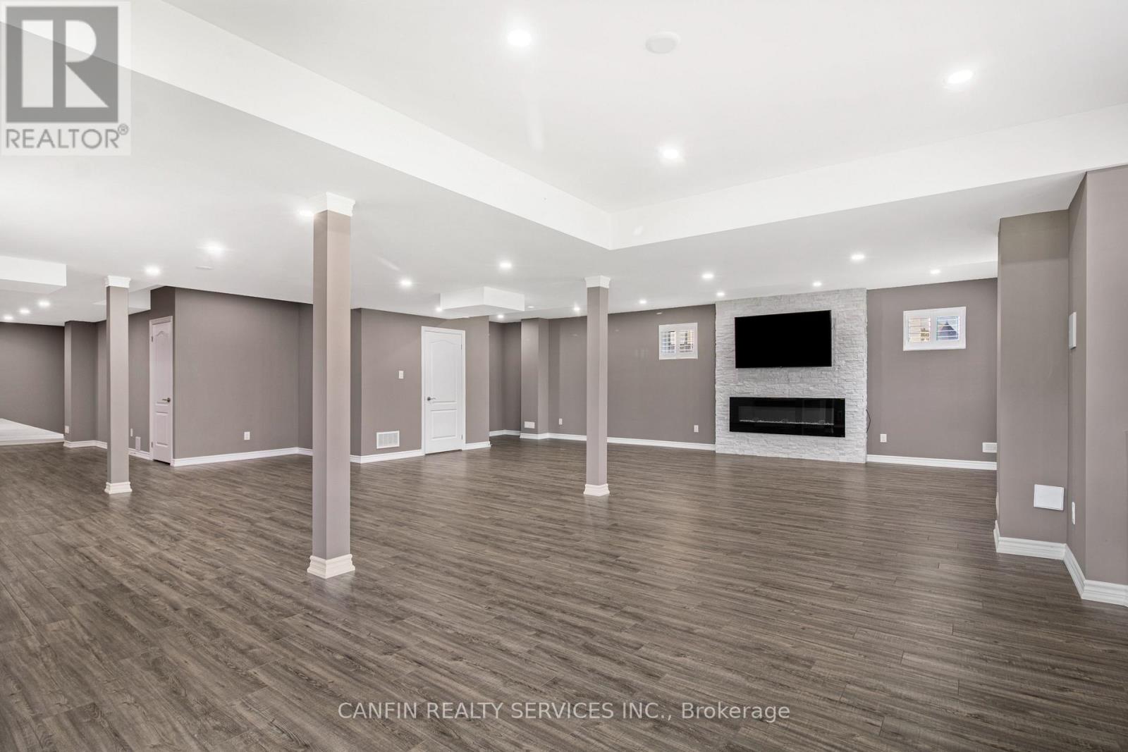 10 Calstock Place, Brampton, Ontario  L6X 0X3 - Photo 29 - W12469039