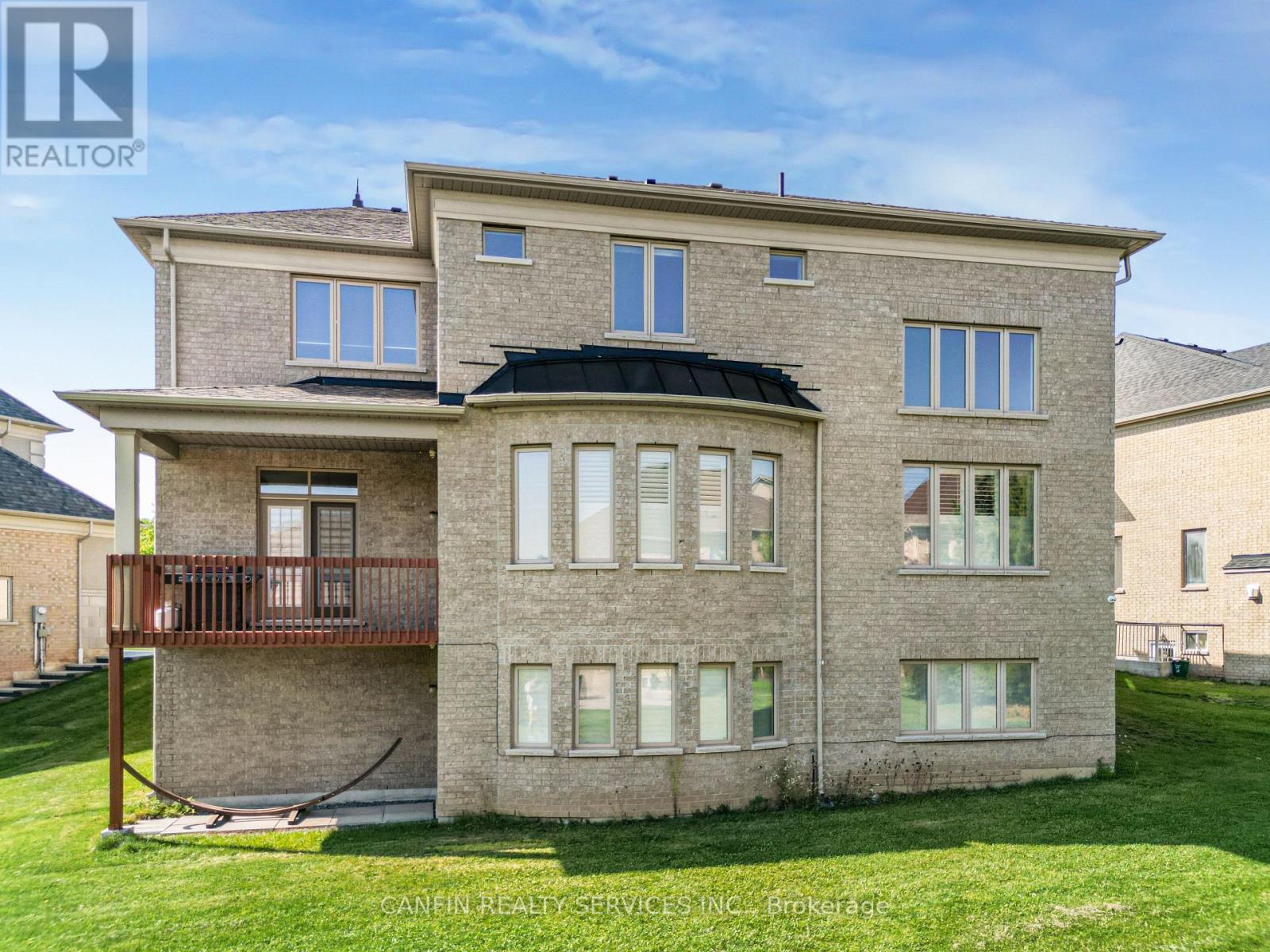 10 Calstock Place, Brampton, Ontario  L6X 0X3 - Photo 35 - W12469039