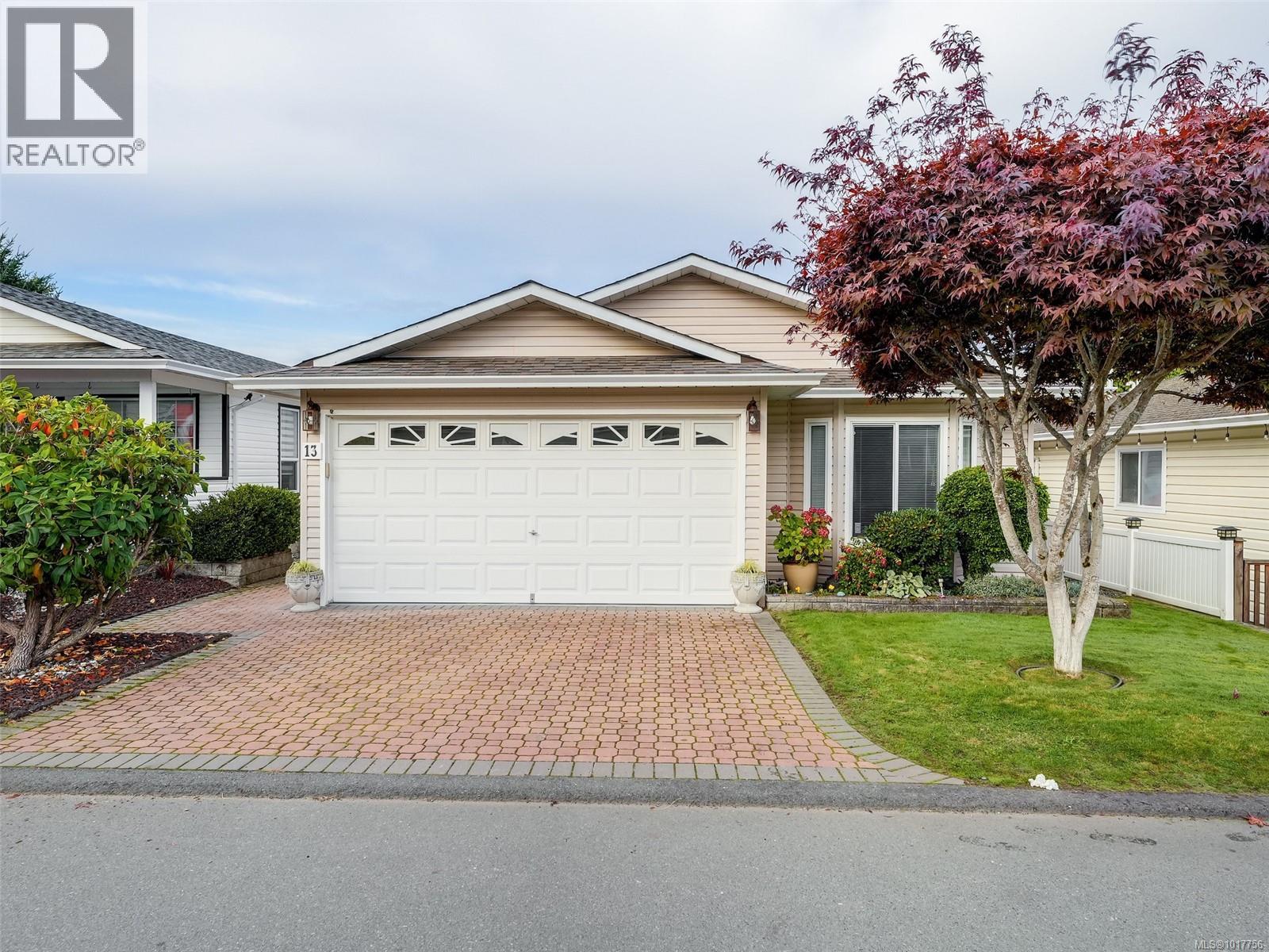 13 Eagle Lane, View Royal, British Columbia  V9A 7M2 - Photo 1 - 1017756