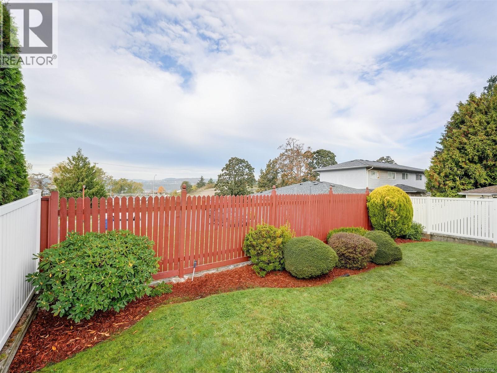 13 Eagle Lane, View Royal, British Columbia  V9A 7M2 - Photo 23 - 1017756