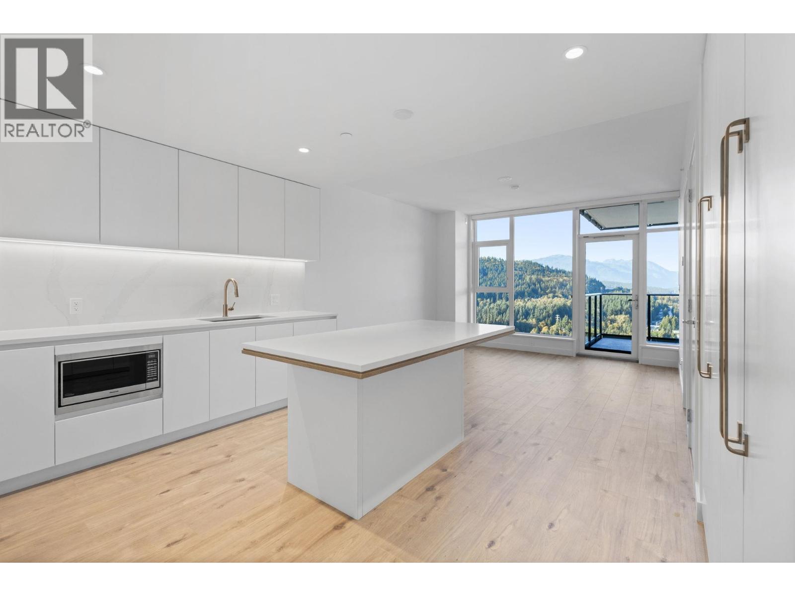 3901 720 Farrow Street, Coquitlam, British Columbia  V3J 0P3 - Photo 5 - R3059588