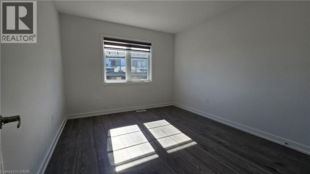205 West Oak Trail Unit# 3, Kitchener, Ontario  N2R 1R4 - Photo 14 - 40779924