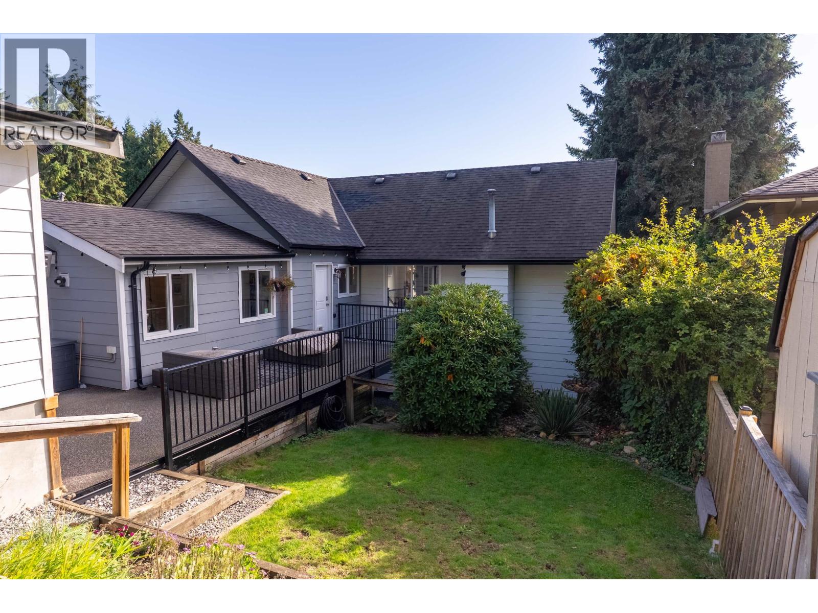 324 E 24th Street, North Vancouver, British Columbia  V7L 3E8 - Photo 37 - R3059574