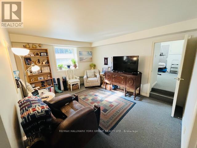4515 Lloydtown Aurora Road, King, Ontario  L0G 1J0 - Photo 10 - N12460439