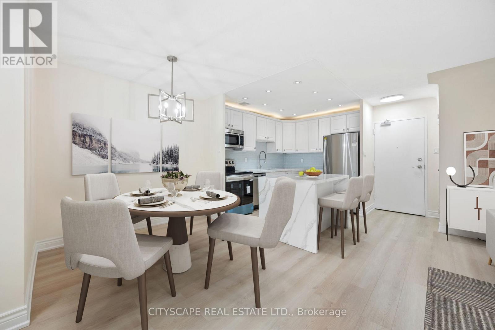 301 - 16 Elgin Street, Markham, Ontario  L3T 4T4 - Photo 4 - N12466977