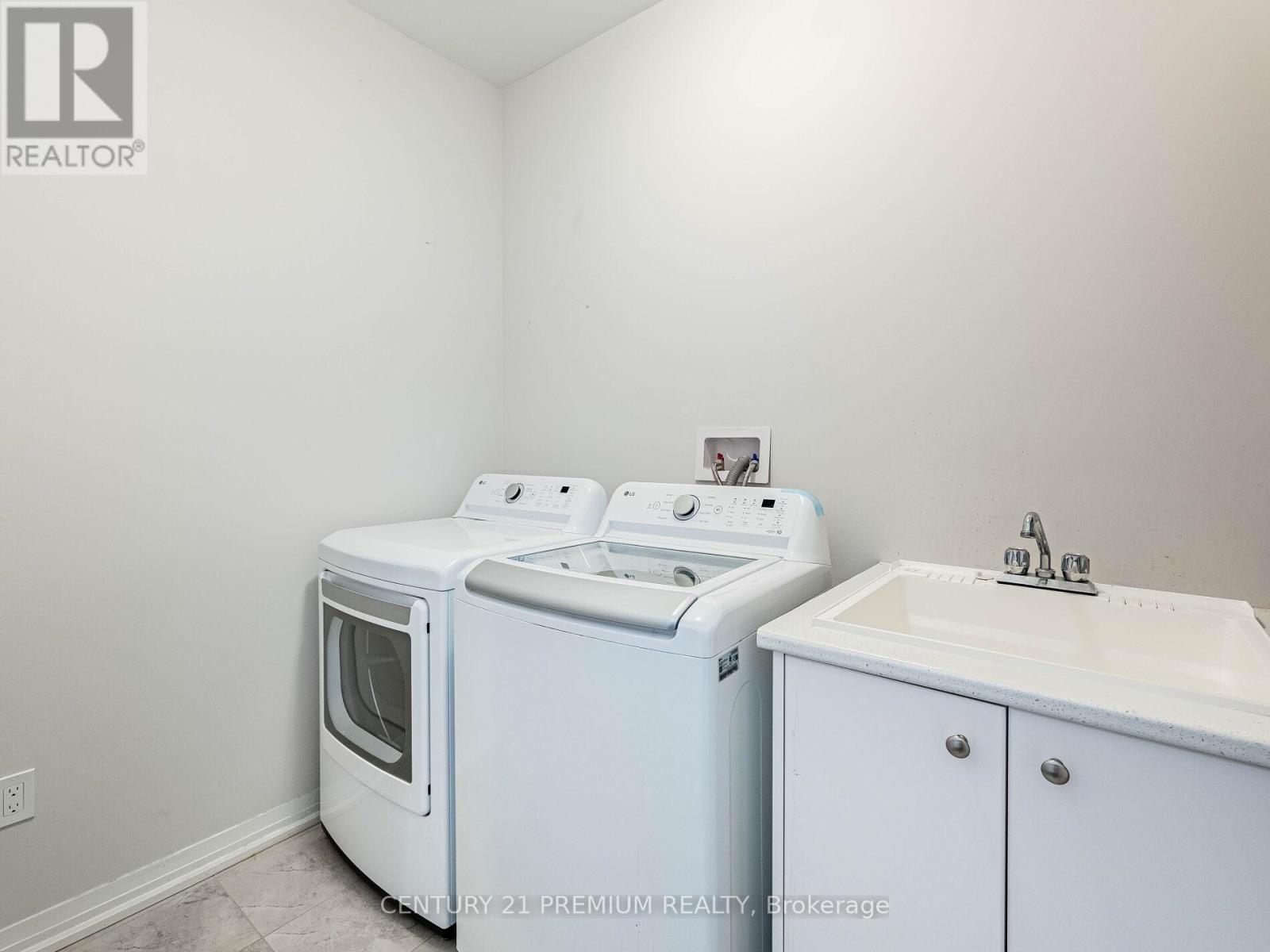 60 Yale Drive, Hamilton, Ontario  L0R 1W0 - Photo 16 - X12468782