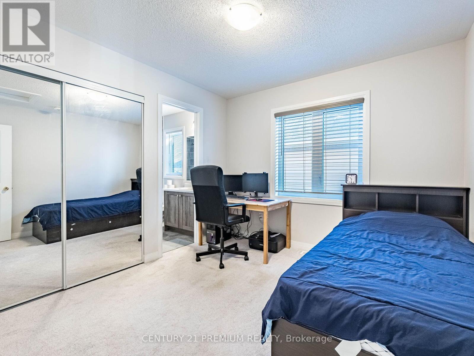 60 Yale Drive, Hamilton, Ontario  L0R 1W0 - Photo 27 - X12468782