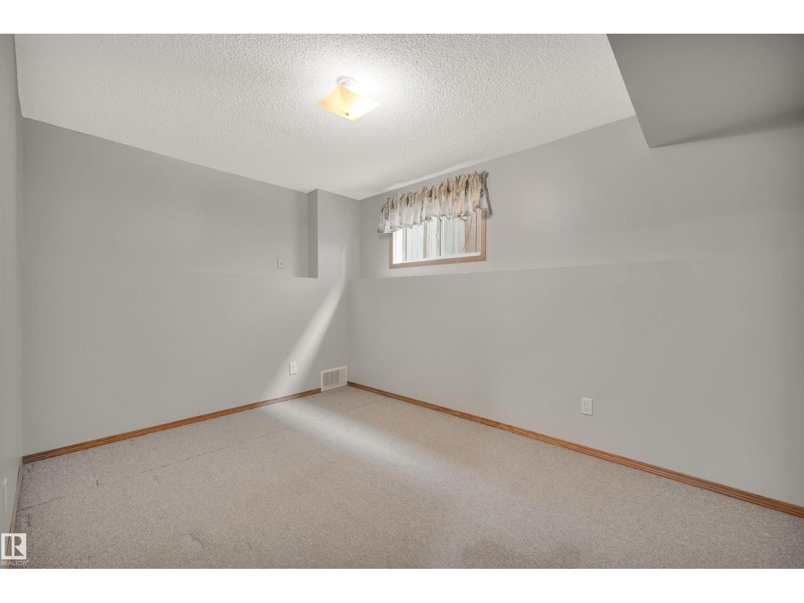 3410 135a Av Nw, Edmonton, Alberta  T5A 2V9 - Photo 31 - E4462561