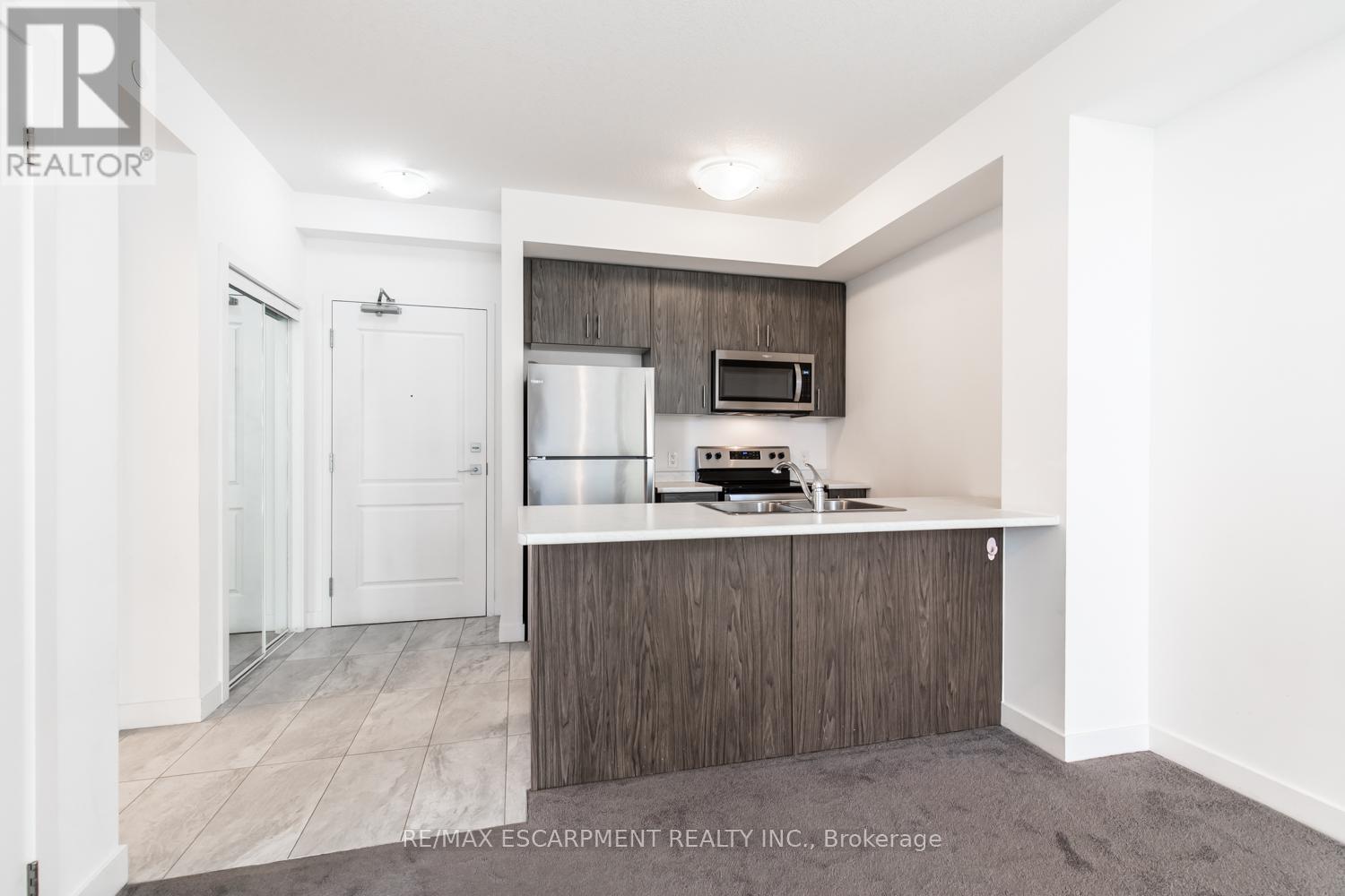 326 - 450 Dundas Street, Hamilton, Ontario  L8B 1Z2 - Photo 5 - X12468944