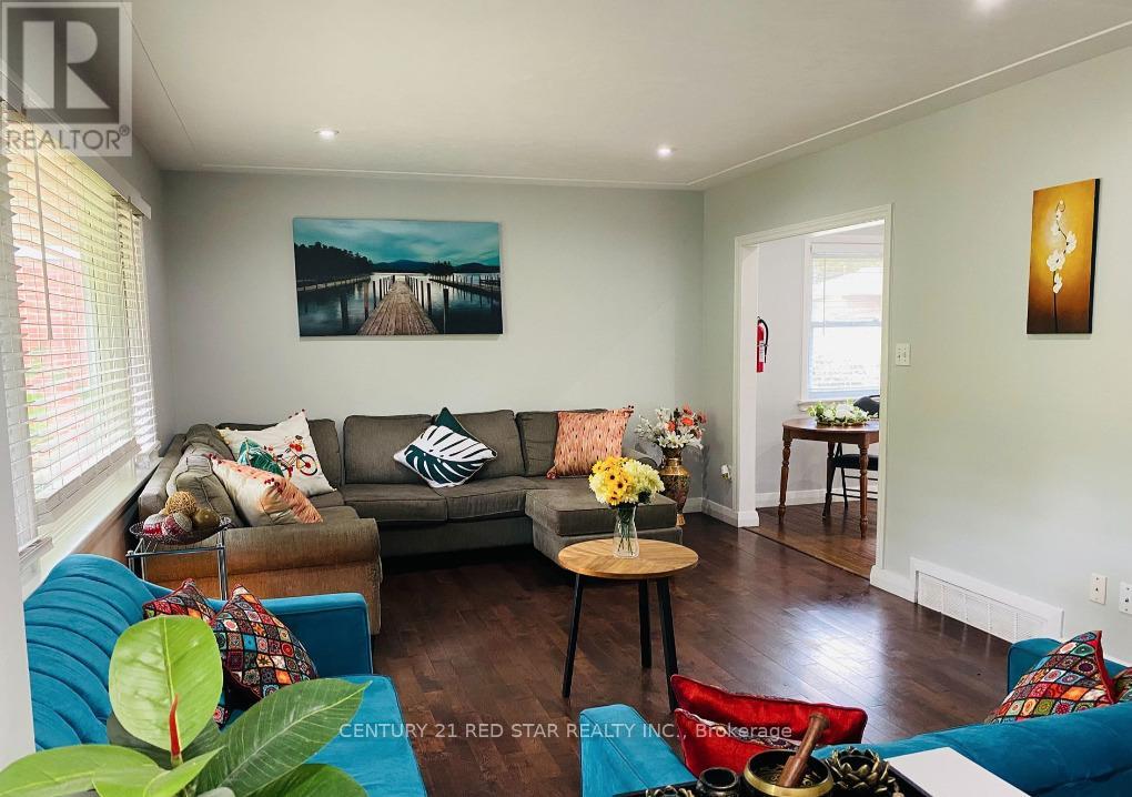 107 Ellis Crescent S, Waterloo, Ontario  N2J 2C1 - Photo 16 - X12468645