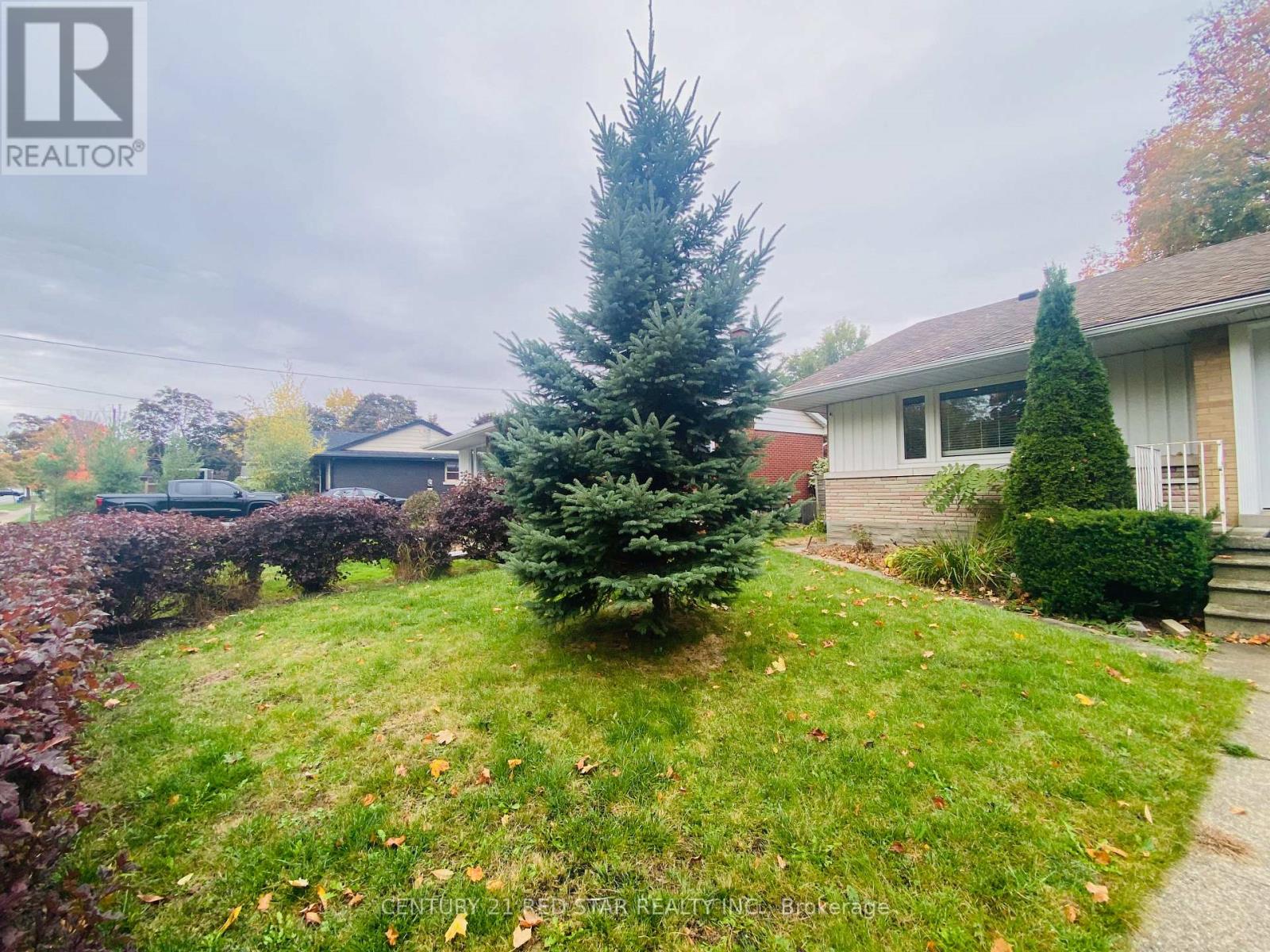 107 Ellis Crescent S, Waterloo, Ontario  N2J 2C1 - Photo 39 - X12468645