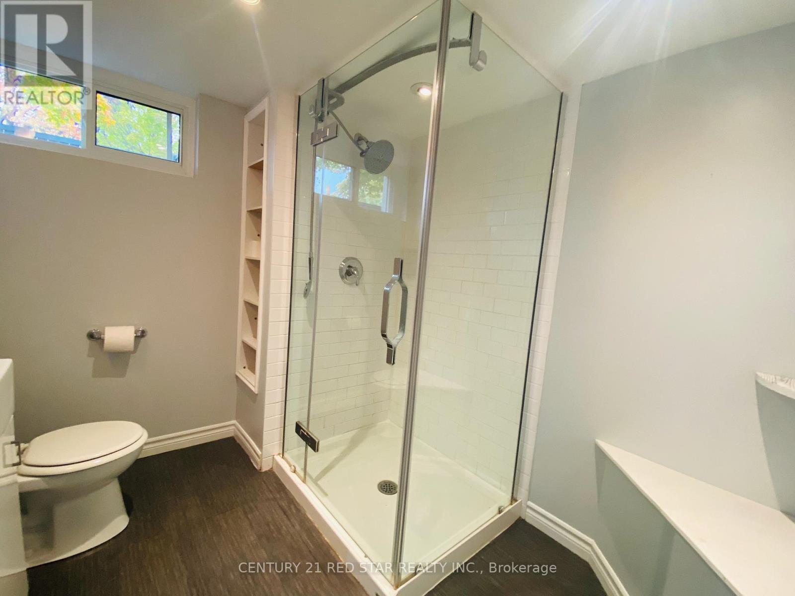 107 Ellis Crescent S, Waterloo, Ontario  N2J 2C1 - Photo 28 - X12468645