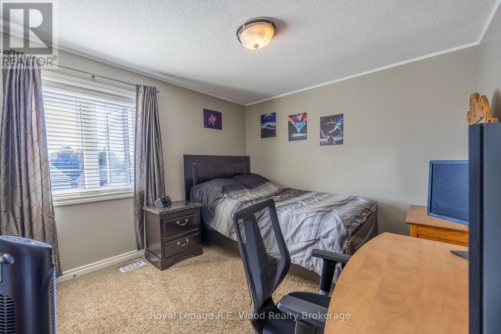 21 Thomas Avenue, Tillsonburg, Ontario  N4G 5K8 - Photo 21 - X12469105