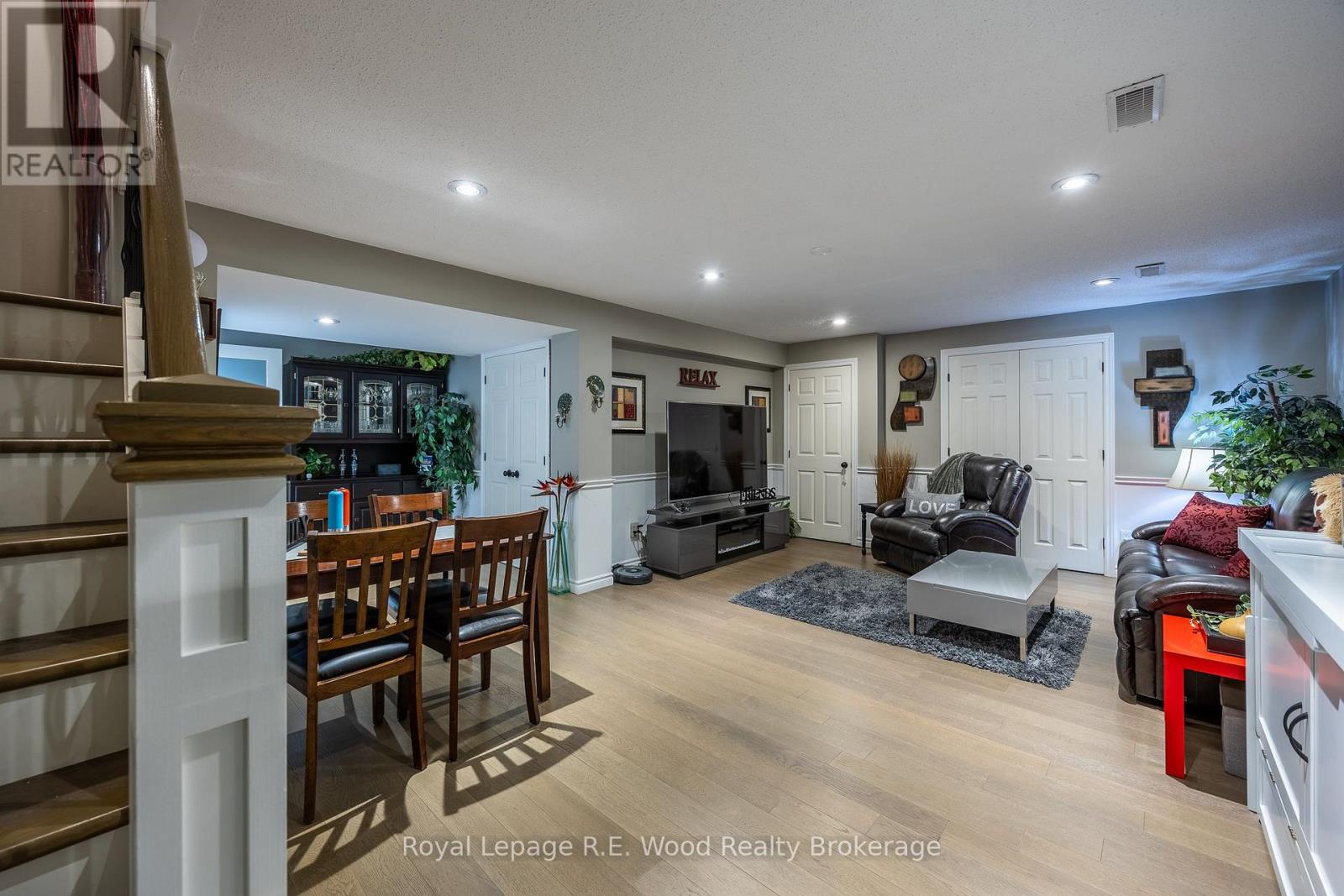 21 Thomas Avenue, Tillsonburg, Ontario  N4G 5K8 - Photo 27 - X12469105
