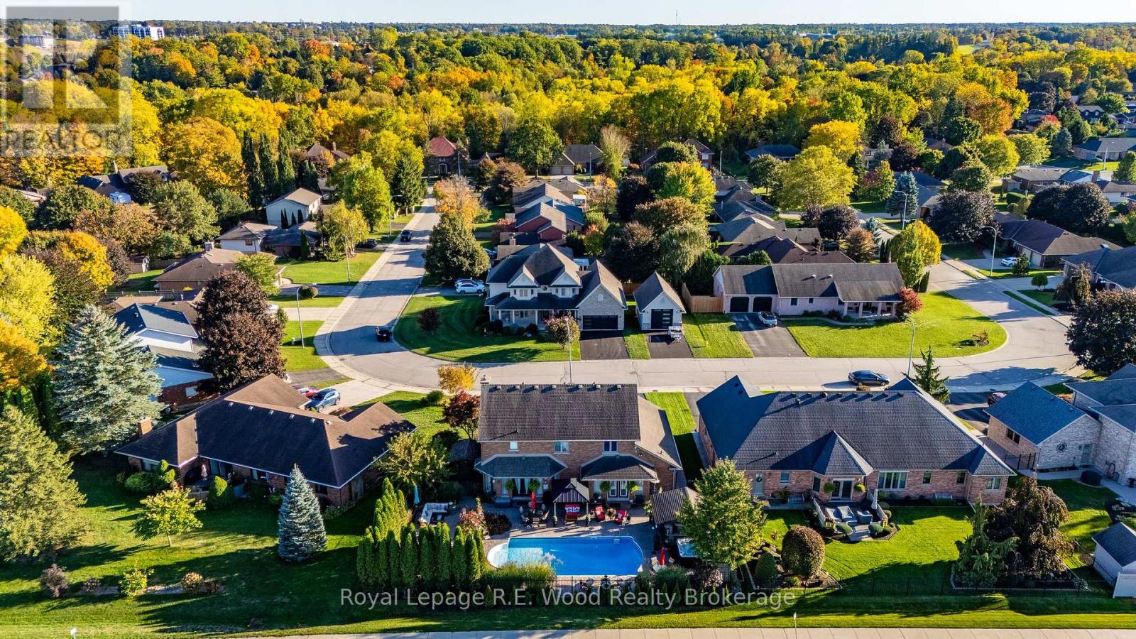 21 Thomas Avenue, Tillsonburg, Ontario  N4G 5K8 - Photo 49 - X12469105