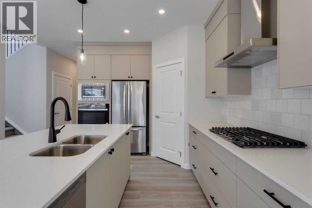 304 Edith Place Nw, Calgary, Alberta  T3R 2E1 - Photo 12 - A2265334