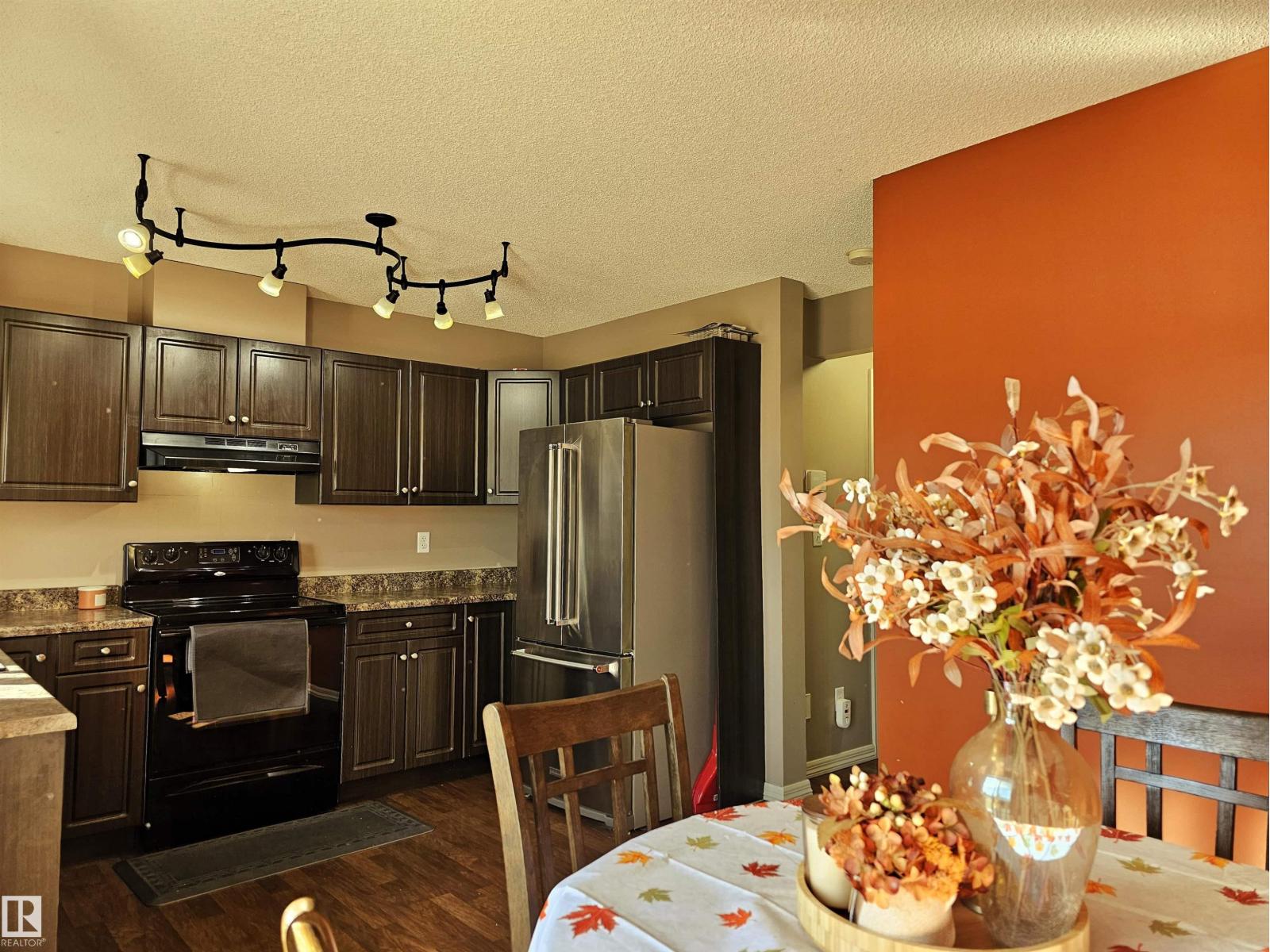 #29 1404 Hermitage Rd Nw, Edmonton, Alberta  T5A 0P5 - Photo 29 - E4462385