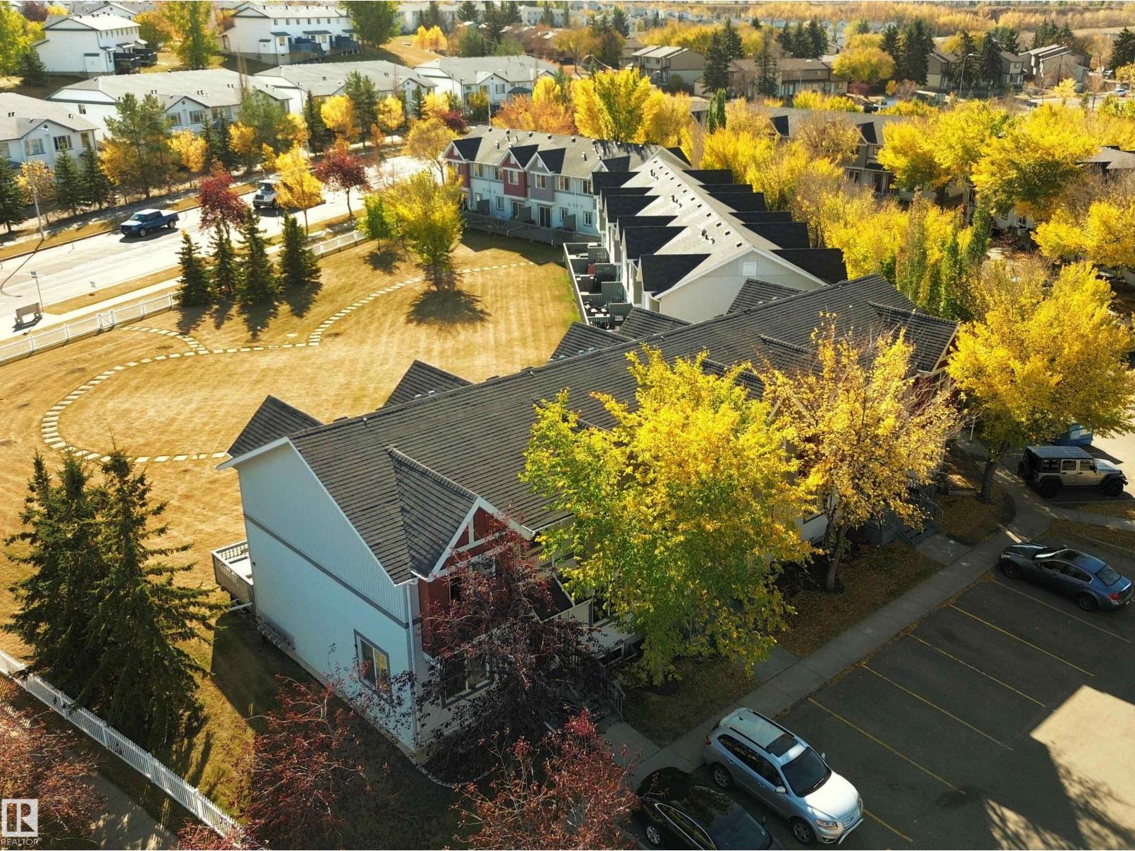 #29 1404 Hermitage Rd Nw, Edmonton, Alberta  T5A 0P5 - Photo 3 - E4462385