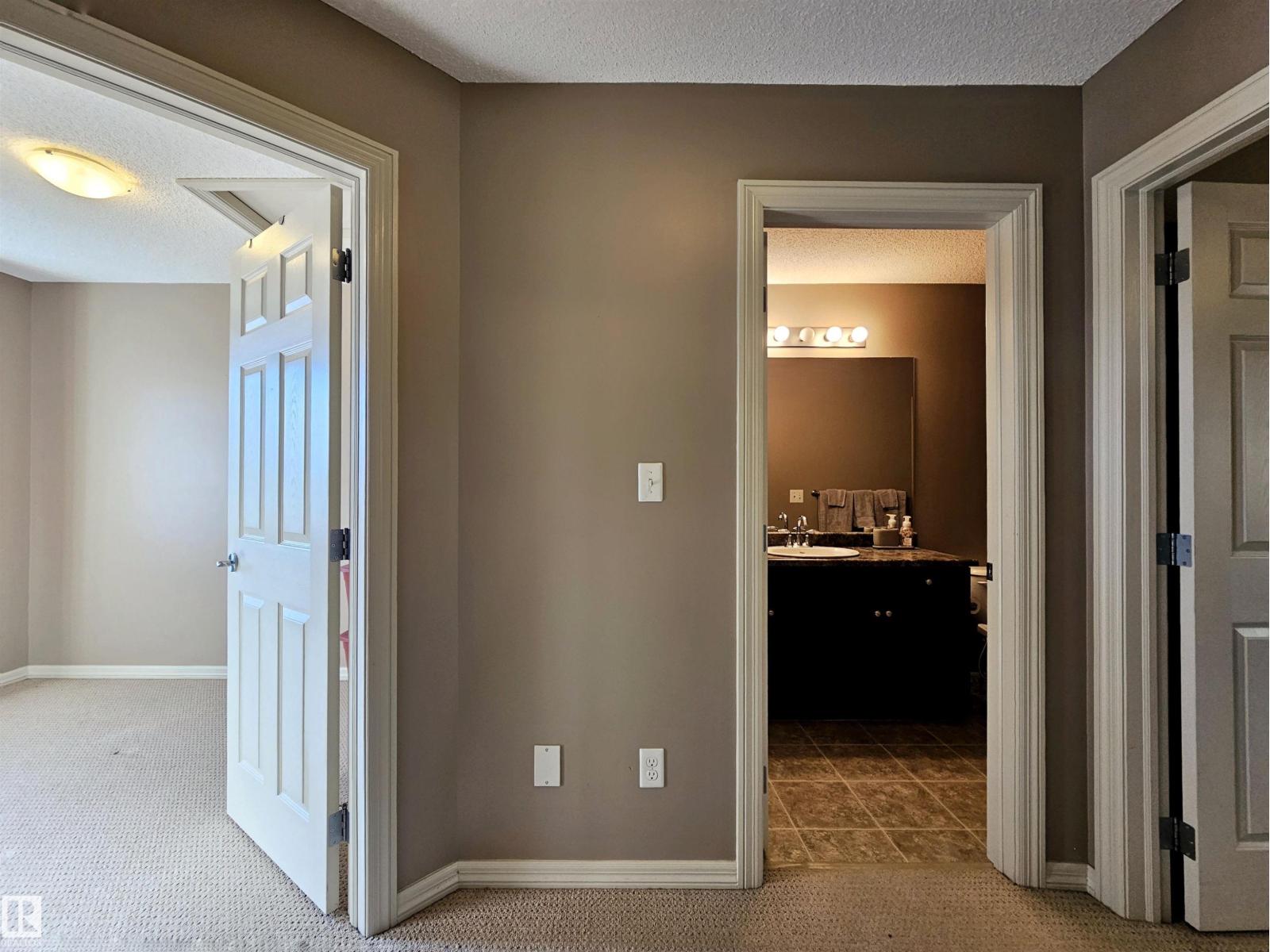 #29 1404 Hermitage Rd Nw, Edmonton, Alberta  T5A 0P5 - Photo 41 - E4462385