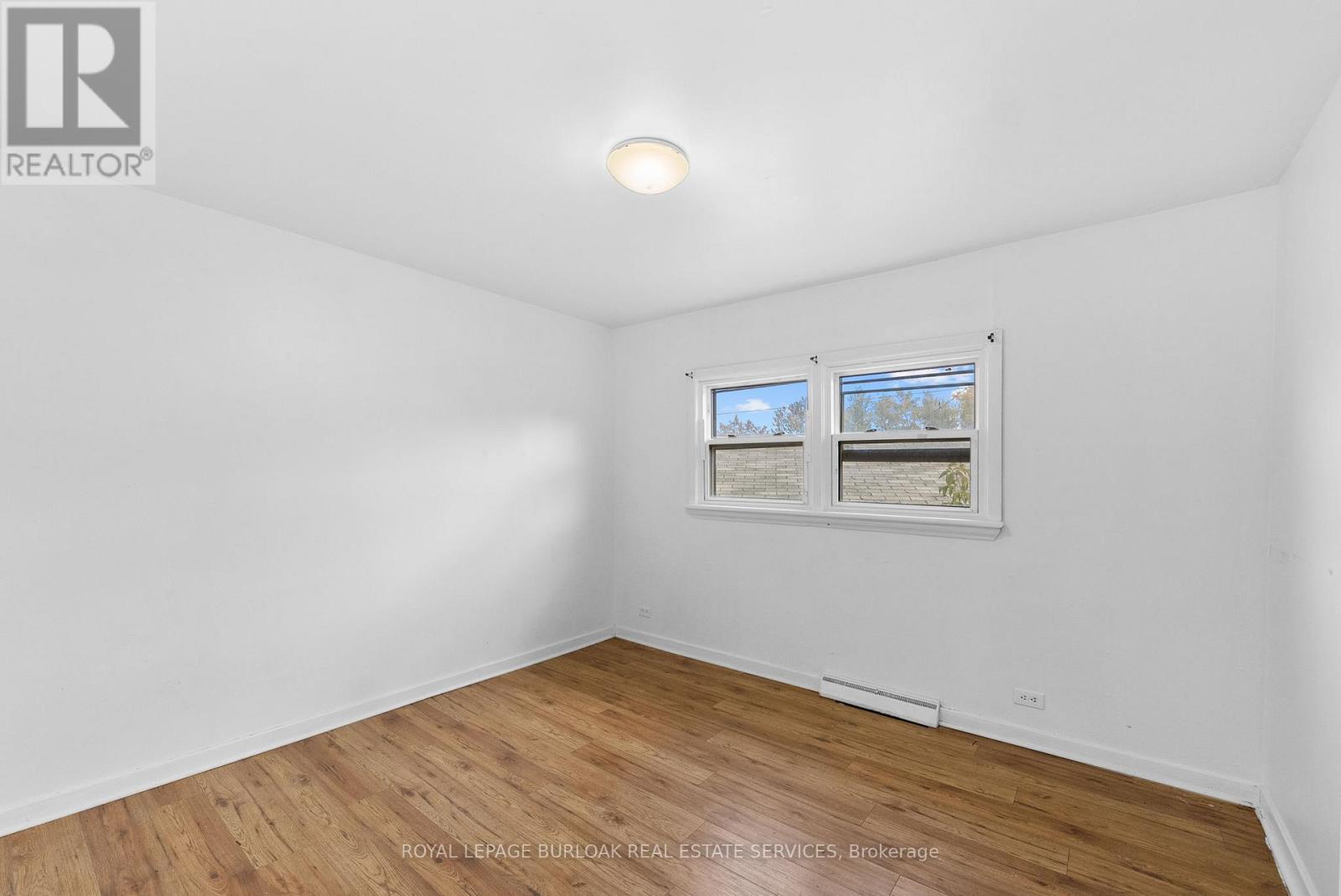 381 Leslie Street, Greater Sudbury, Ontario  P3B 2T4 - Photo 12 - X12450343