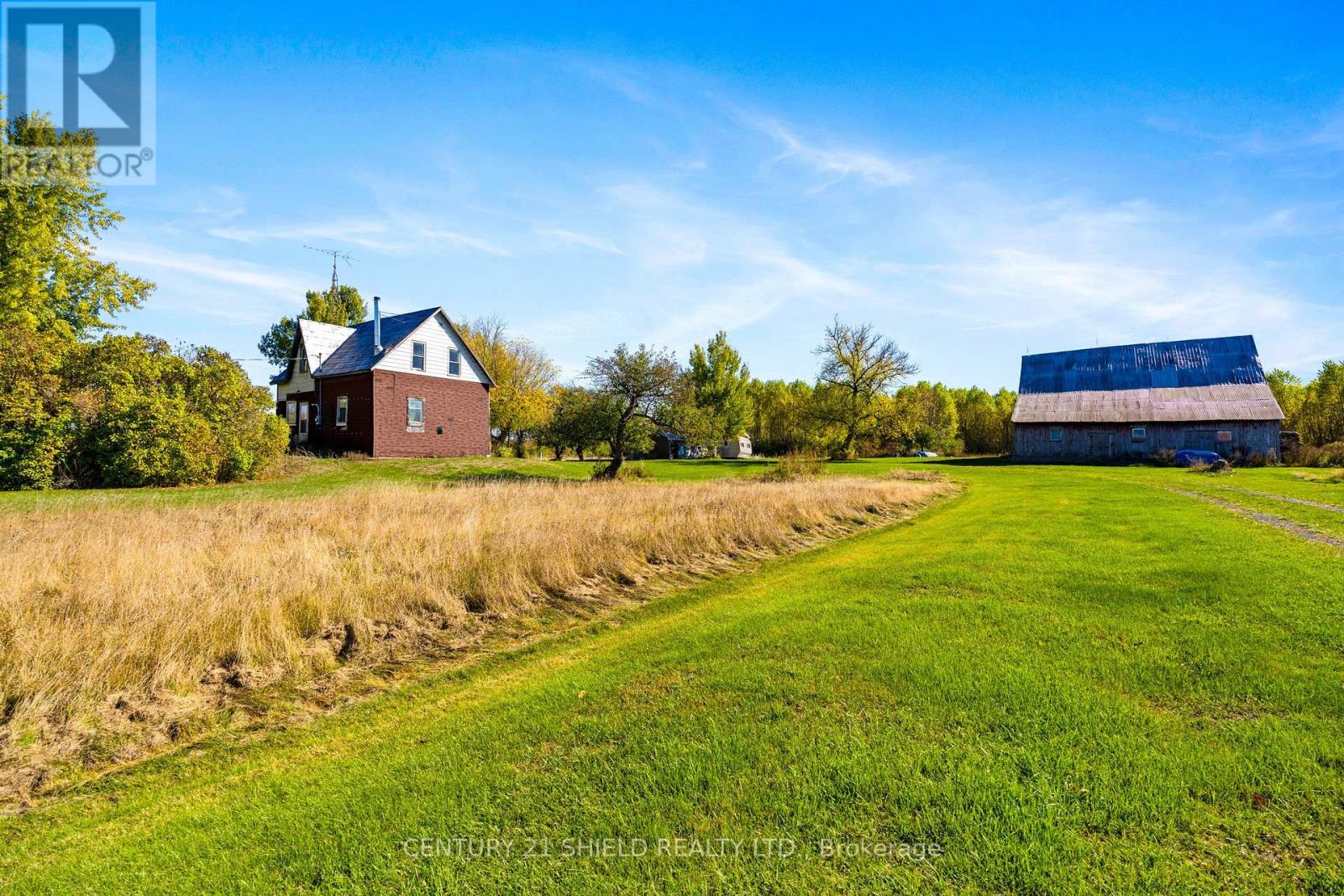 14244 County Rd 18 Road, South Stormont, Ontario  K0C 1M0 - Photo 12 - X12469157