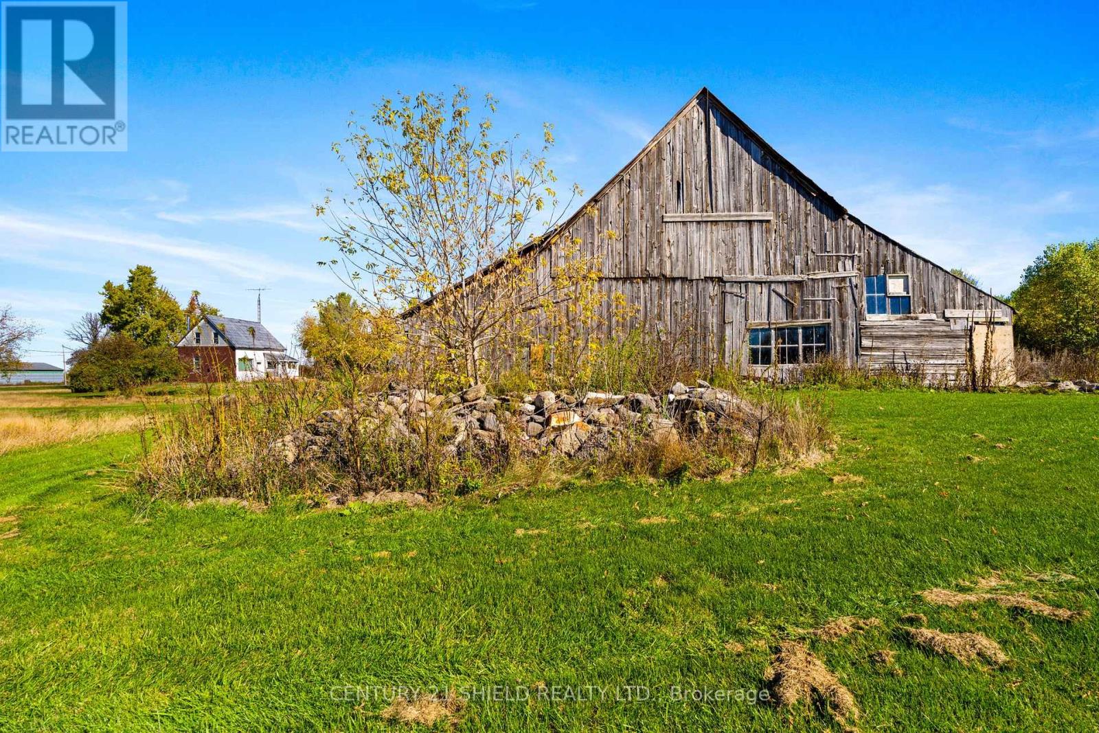 14244 County Rd 18 Road, South Stormont, Ontario  K0C 1M0 - Photo 13 - X12469157