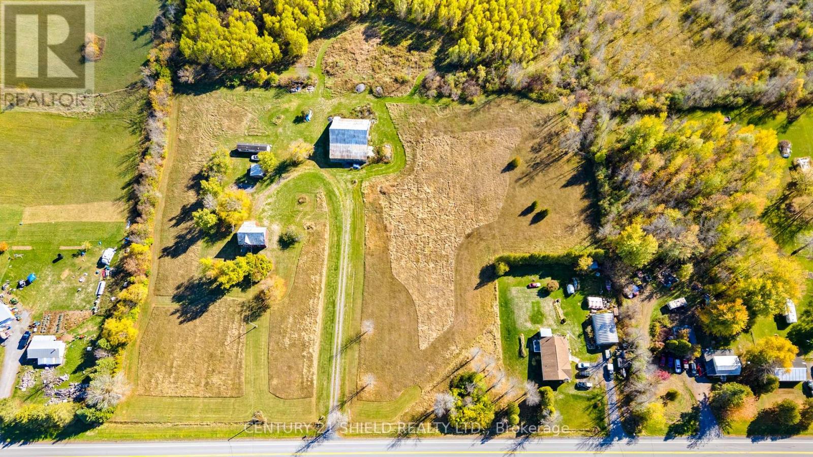 14244 County Rd 18 Road, South Stormont, Ontario  K0C 1M0 - Photo 2 - X12469157