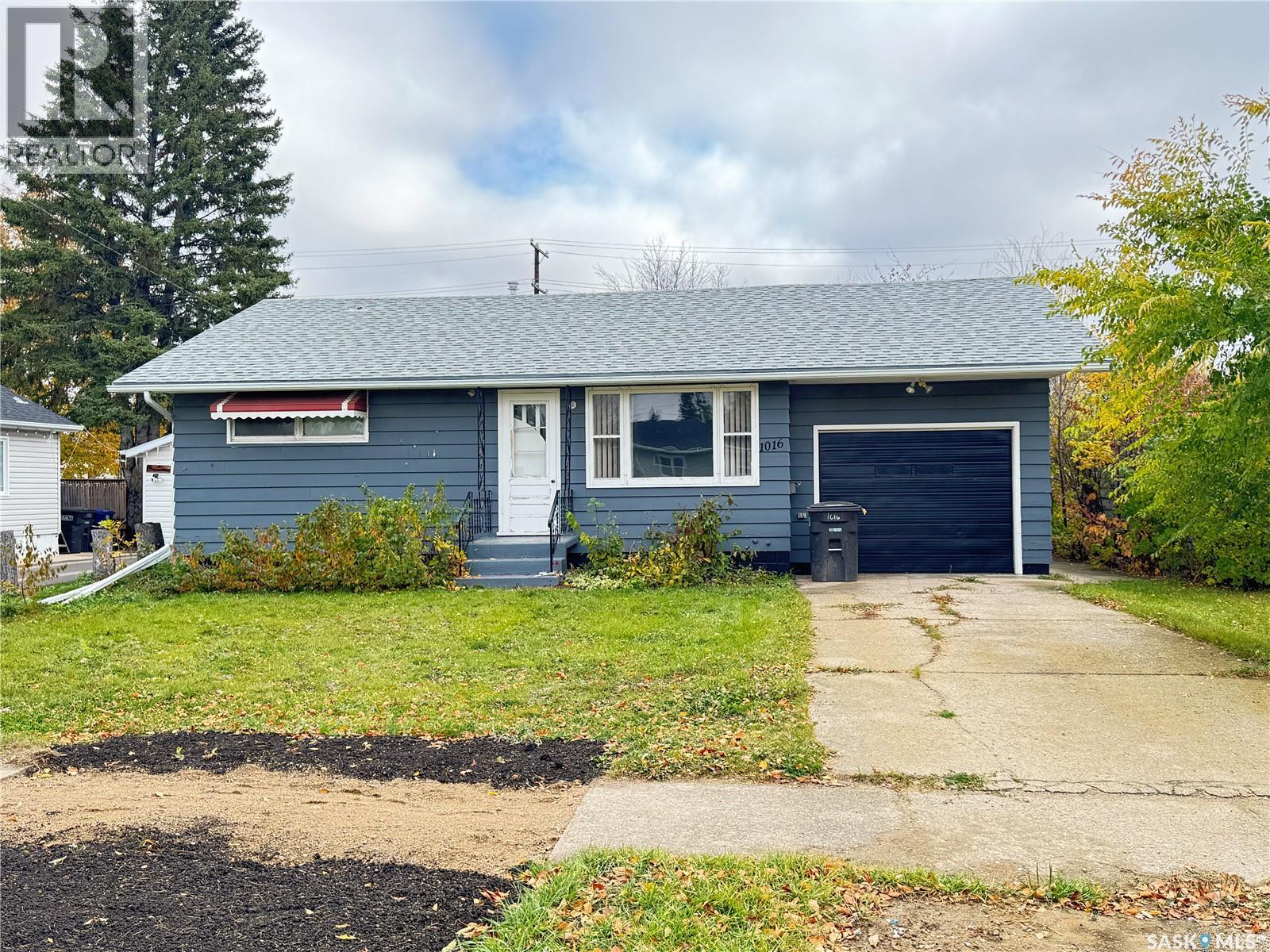 1016 10th Street, Humboldt, Saskatchewan  S0K 2A0 - Photo 1 - SK021141