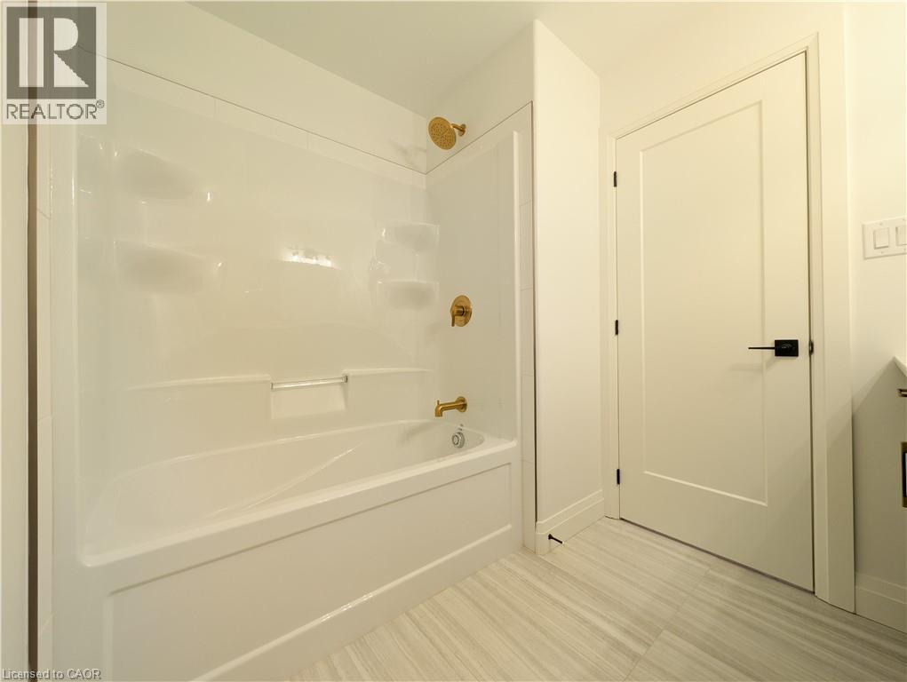 235 Kennington Way Unit# 08, London, Ontario  N6L 0H4 - Photo 17 - 40780131