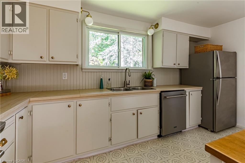 151 Patterson Road, Hamilton, Ontario  L9H 5V1 - Photo 22 - 40780011