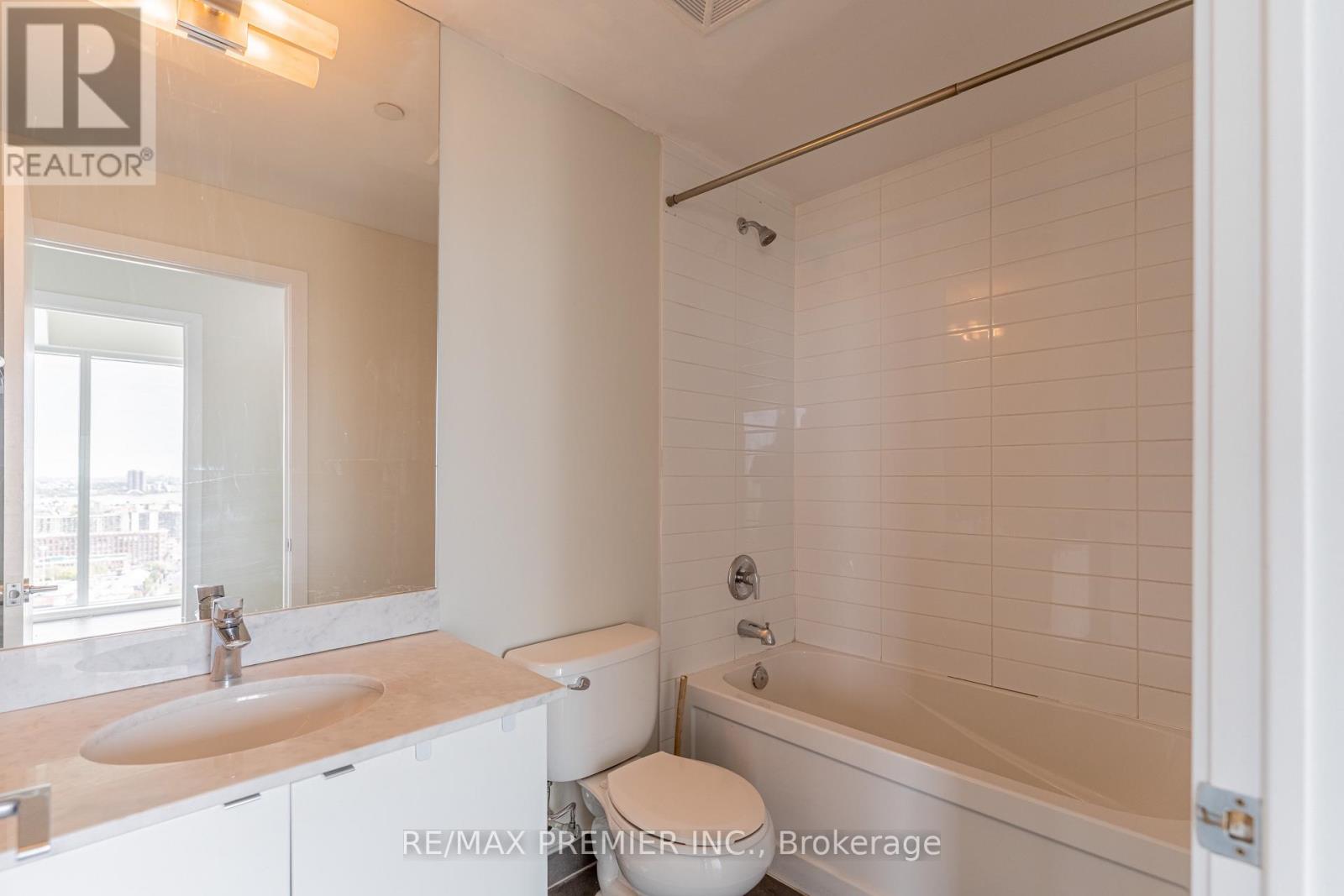 2710 - 150 East Liberty Street, Toronto, Ontario  M6K 3R5 - Photo 10 - C12469088