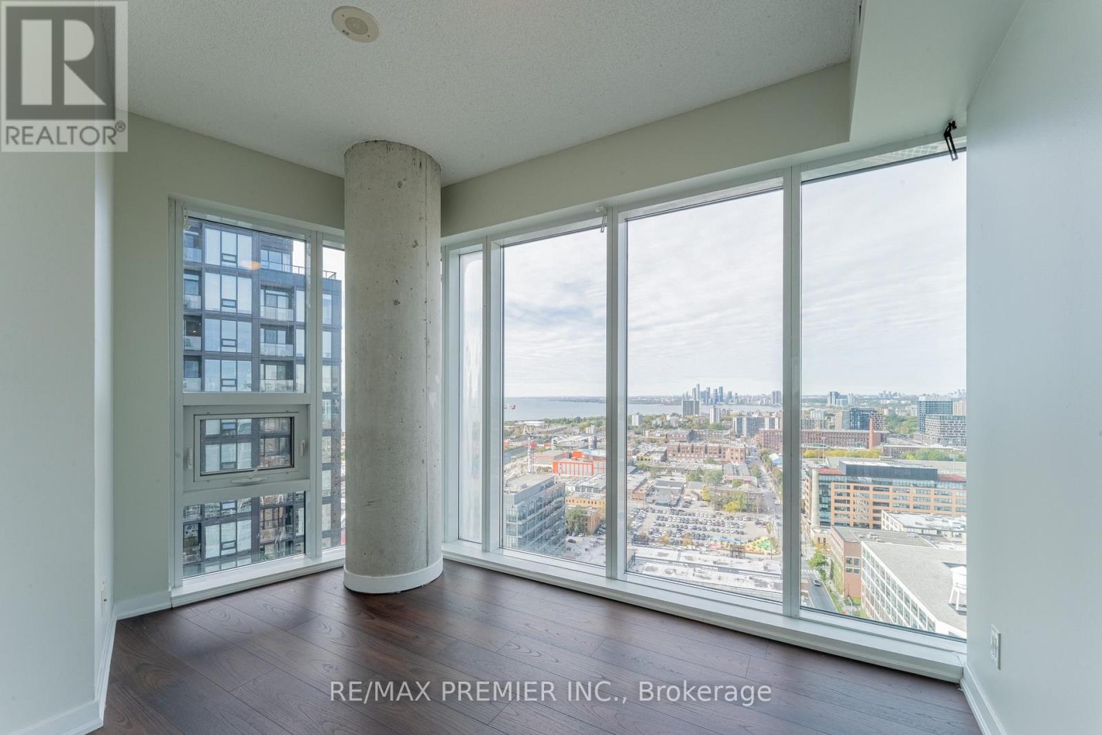2710 - 150 East Liberty Street, Toronto, Ontario  M6K 3R5 - Photo 4 - C12469088